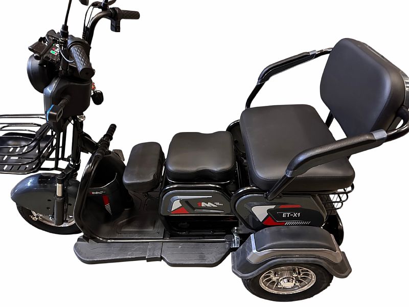 Трицикл аккумуляторный ONEMOTO ET-X1 (48V23Ah;кол.3.00-8;3-местн.;бараб. тормоза)